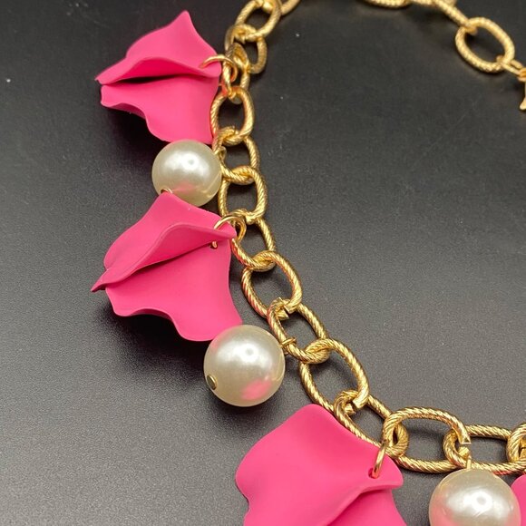 Coiris Statement Necklace Hot Pink Petal Faux Pearl Gold Tone Collar 18-21" - Picture 5 of 6